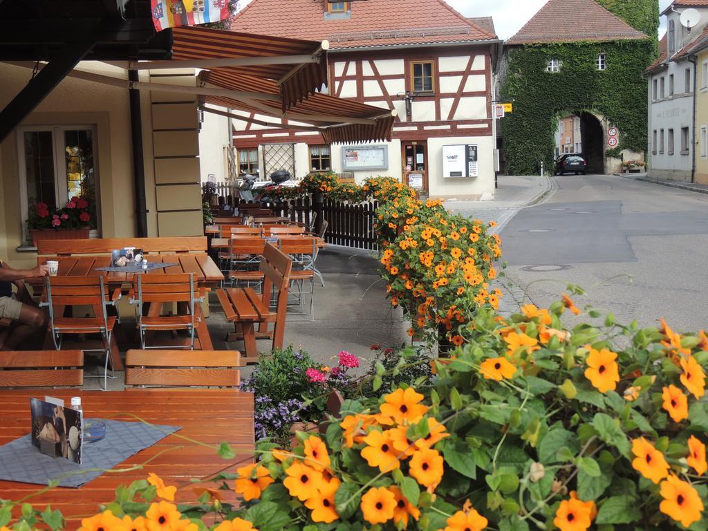 Hotel-Gasthof Neue Post Leutershausen  Exteriör bild